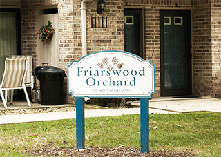 Friarswood Orchard Condominiums Sign